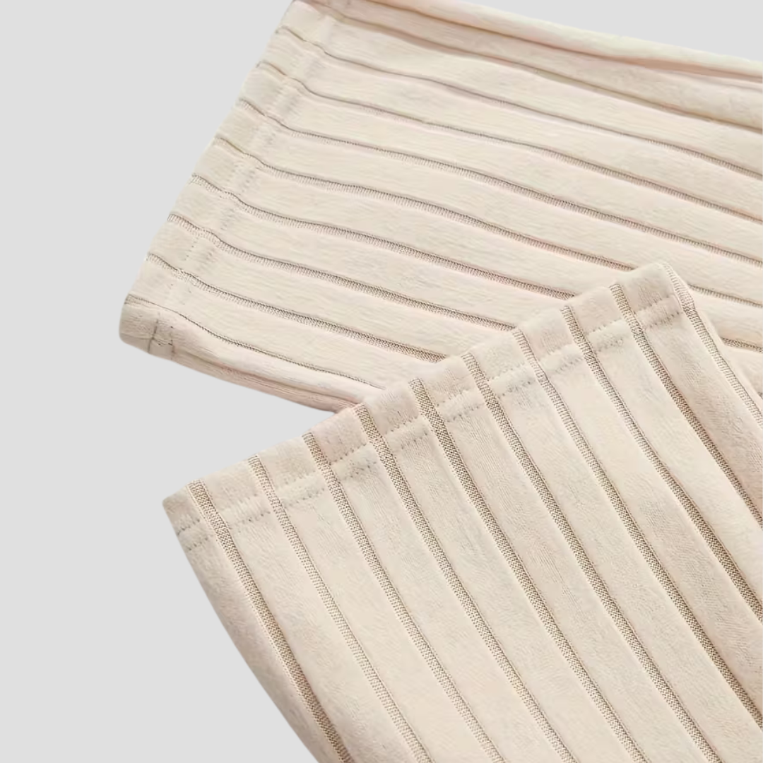 Zweiteiliges Strick-Set mit V-Ausschnitt und gerader Hose