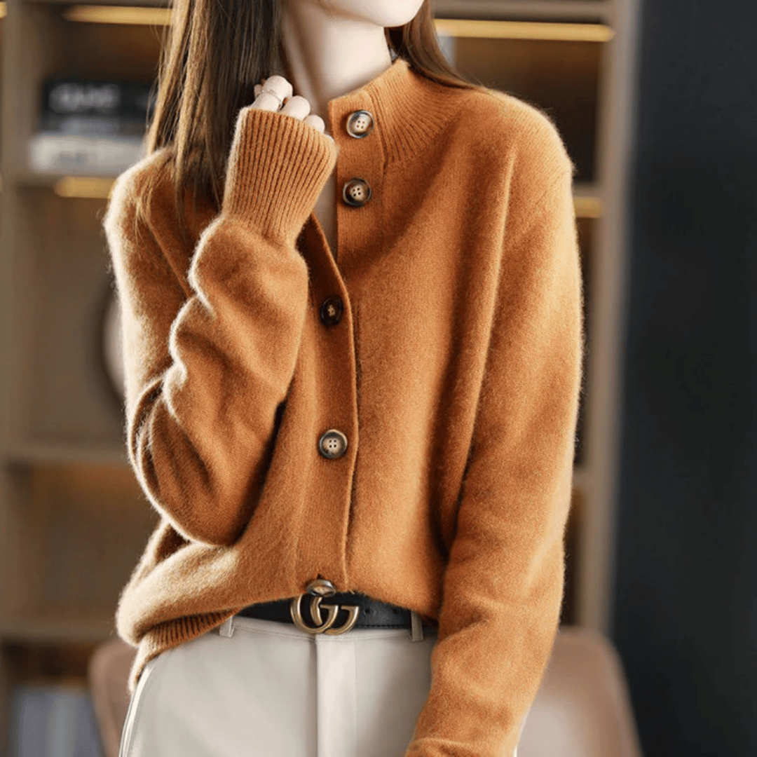 strickcardigan-knoepfe-stehkragen.jpg