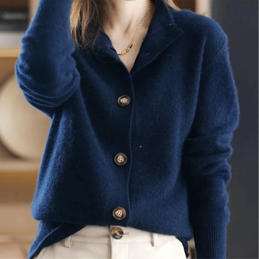 strickcardigan-knoepfe-stehkragen.jpg