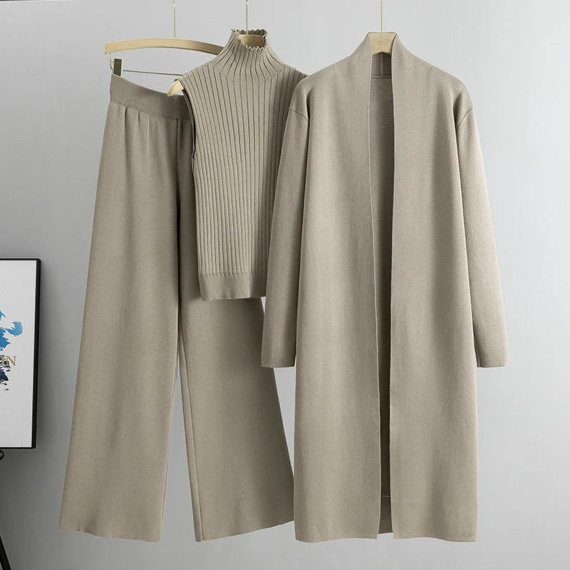 strickset-cardigan-top-hose.jpg