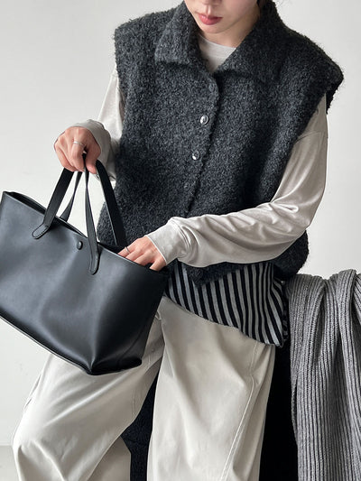 strickweste-mit-hemdkragen