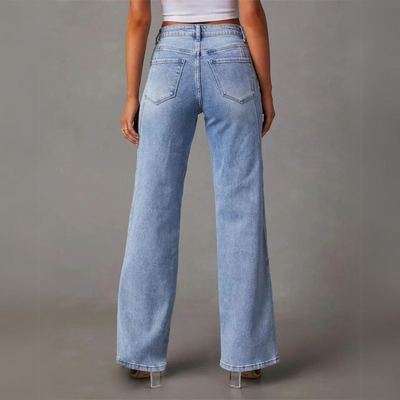 weit-geschnittene-jeans-mit-hohem-bund.jpg
